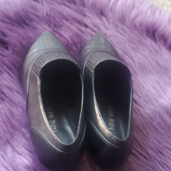 Size 6 Nine West Booties - Picture 8 of 8